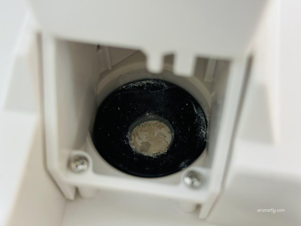 mineral buildup of humidifier