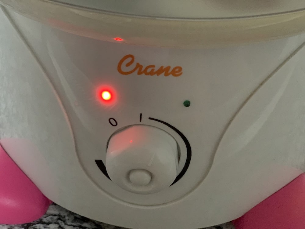 crane humidifier red light stays on