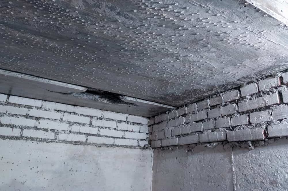how to keep basement dry without dehumidifier